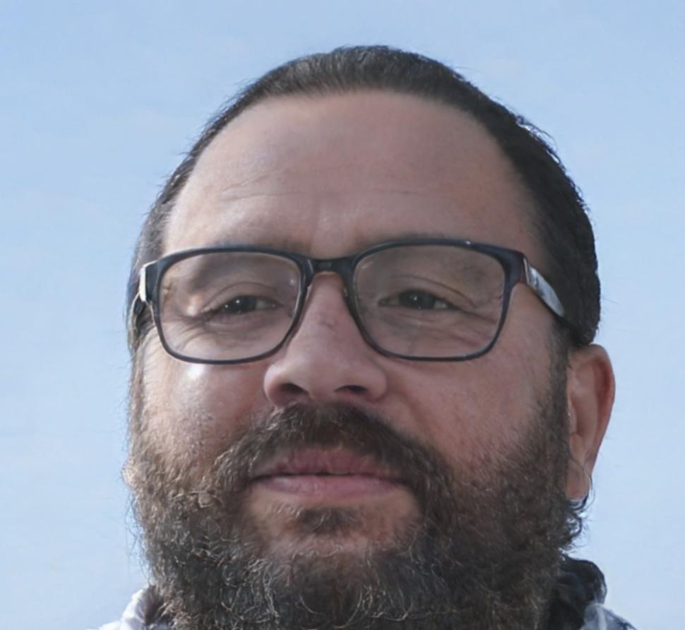 Portret Călin Ivănescu specialist financiar